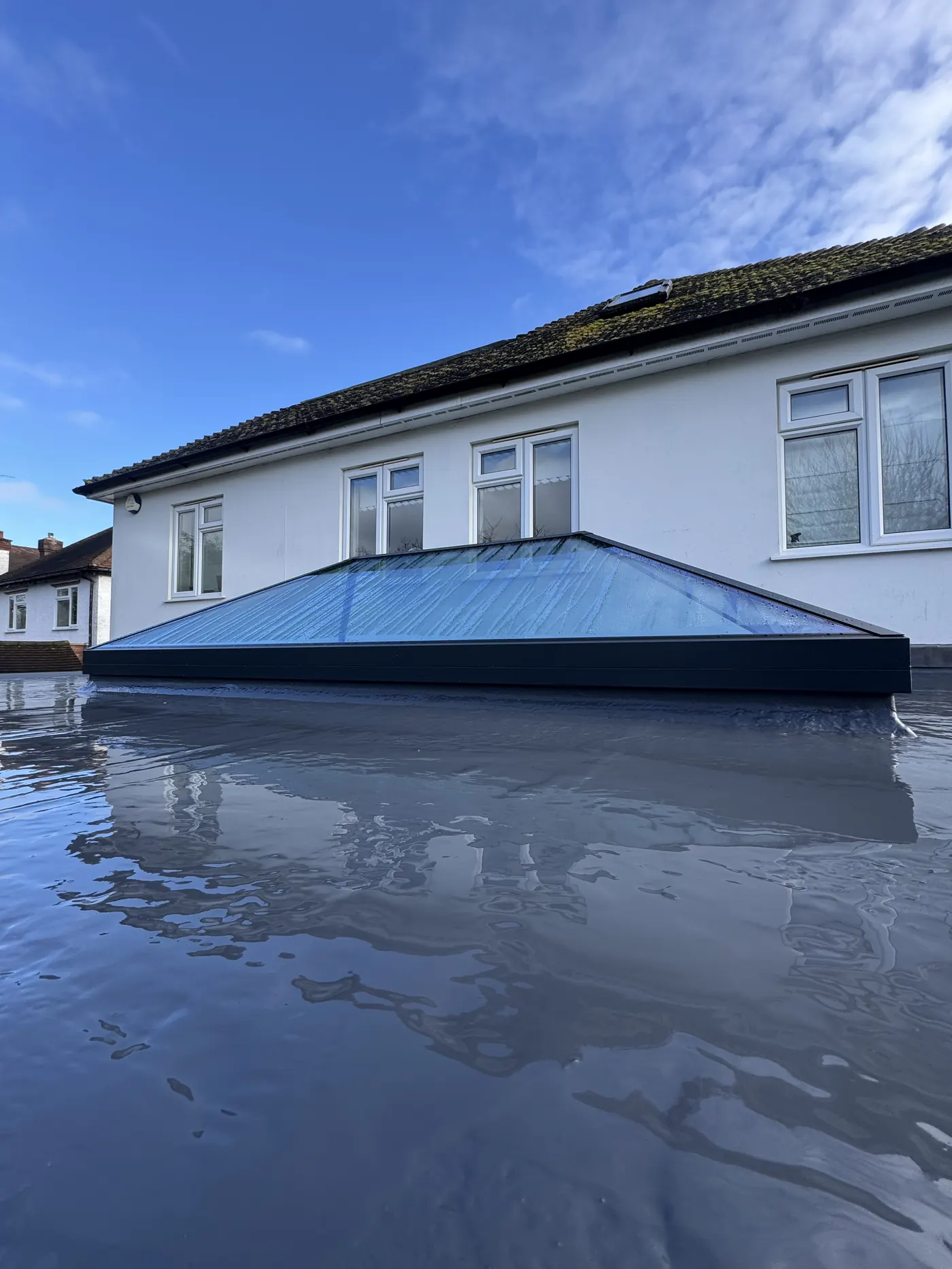 Close-up of the completed Res-Tec 2020 flat roof and Duplus roof lantern in Sunbury